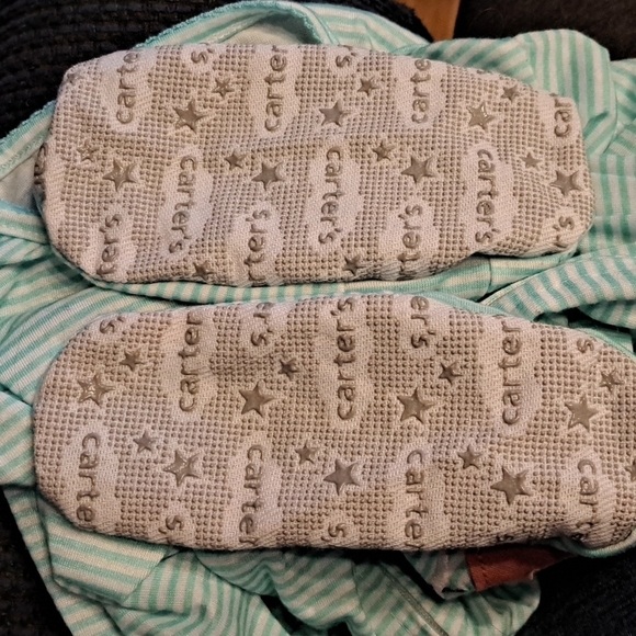 Carters 4T striped 1 piece zip up pajama - Picture 4 of 5